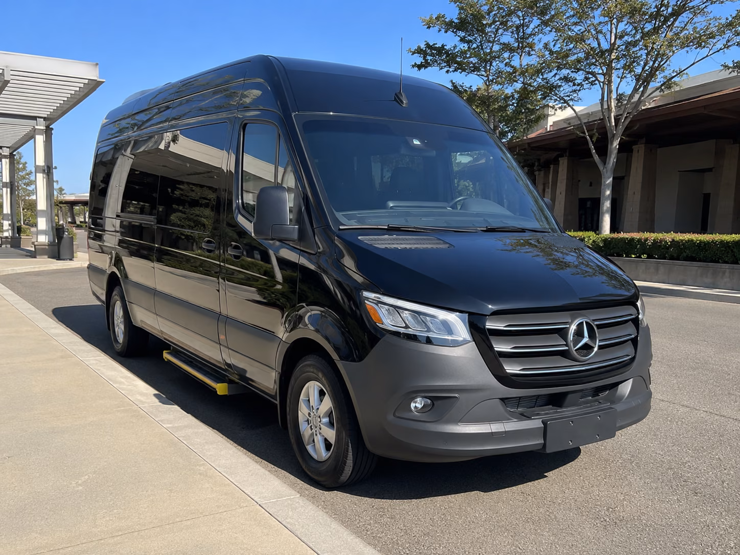 brockton 10 passenger sprinter van