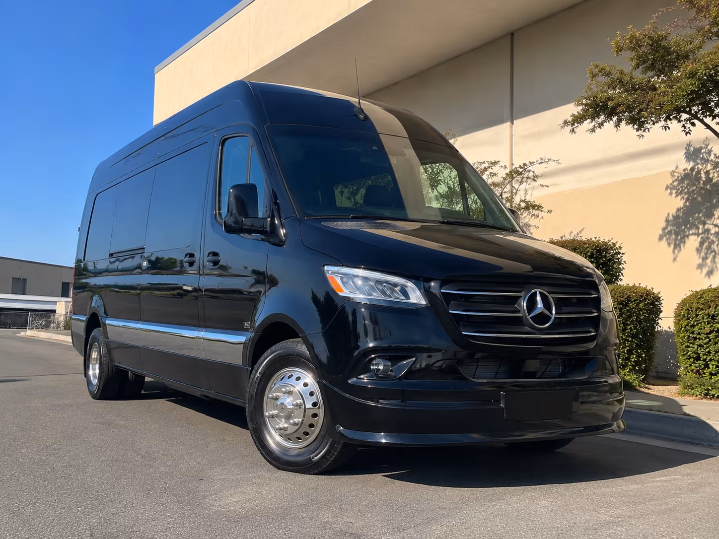 brockton 8 passenger sprinter van