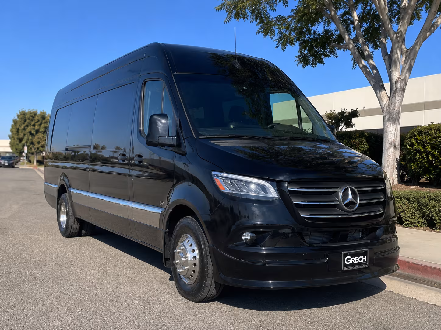 find the perfect transportation for your next private event 3